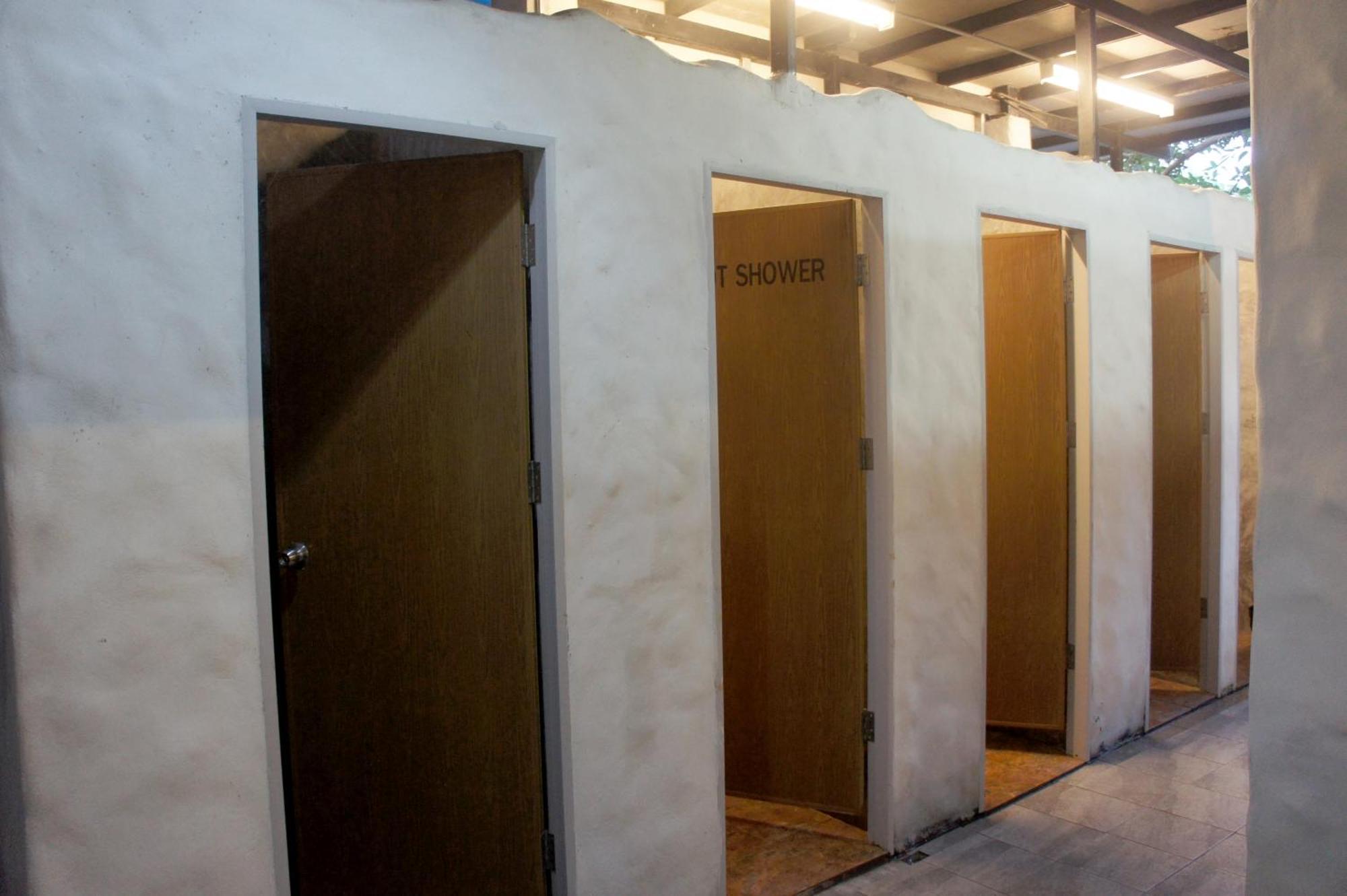 White Jail At Koh Tao Hostel Ngoại thất bức ảnh