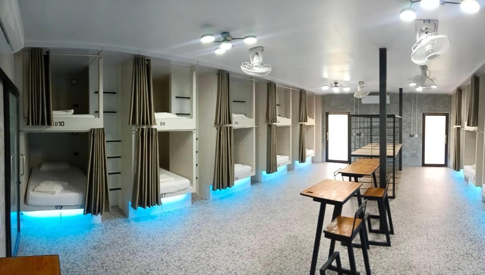 White Jail At Koh Tao Hostel Ngoại thất bức ảnh
