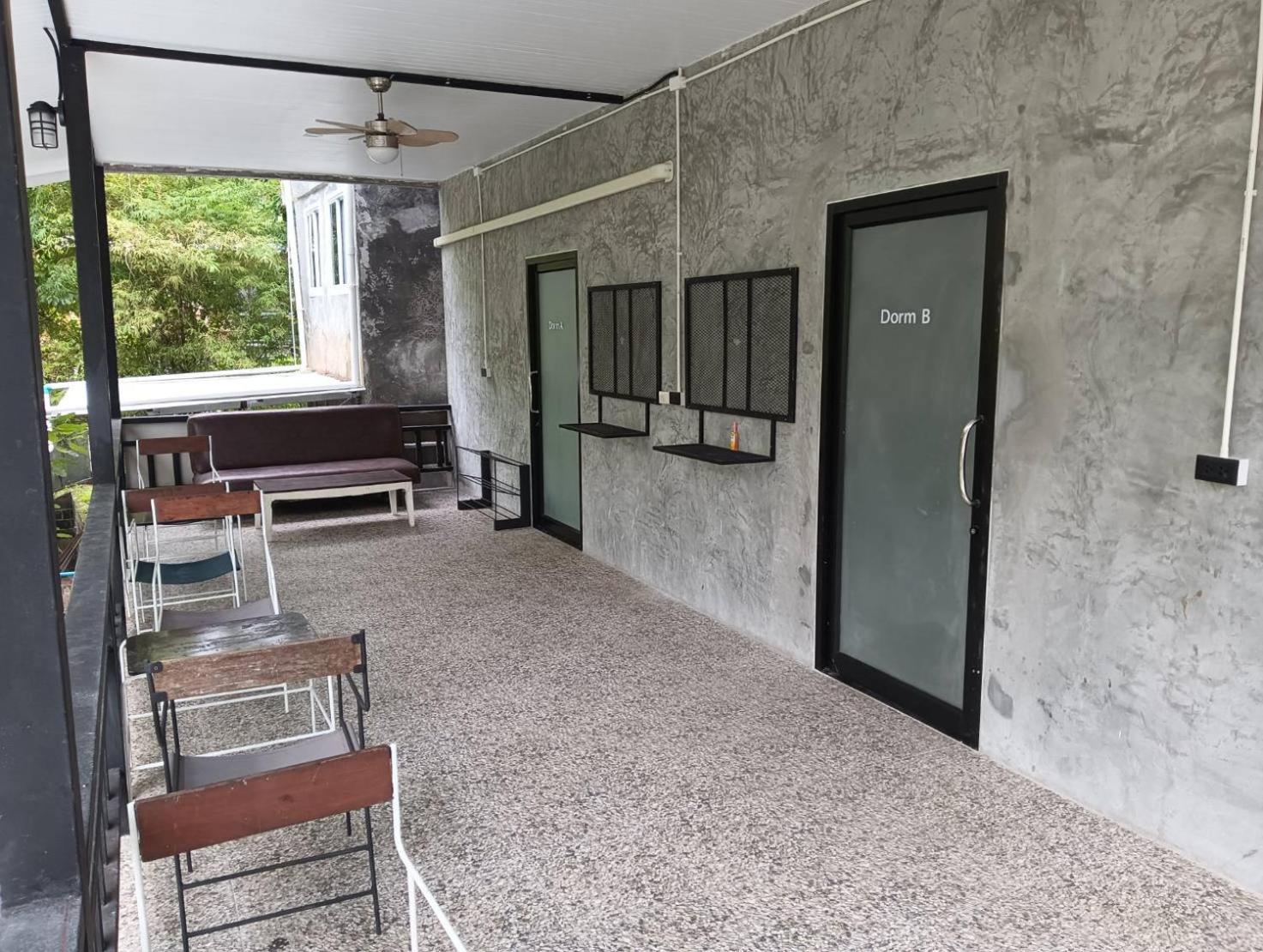 White Jail At Koh Tao Hostel Ngoại thất bức ảnh