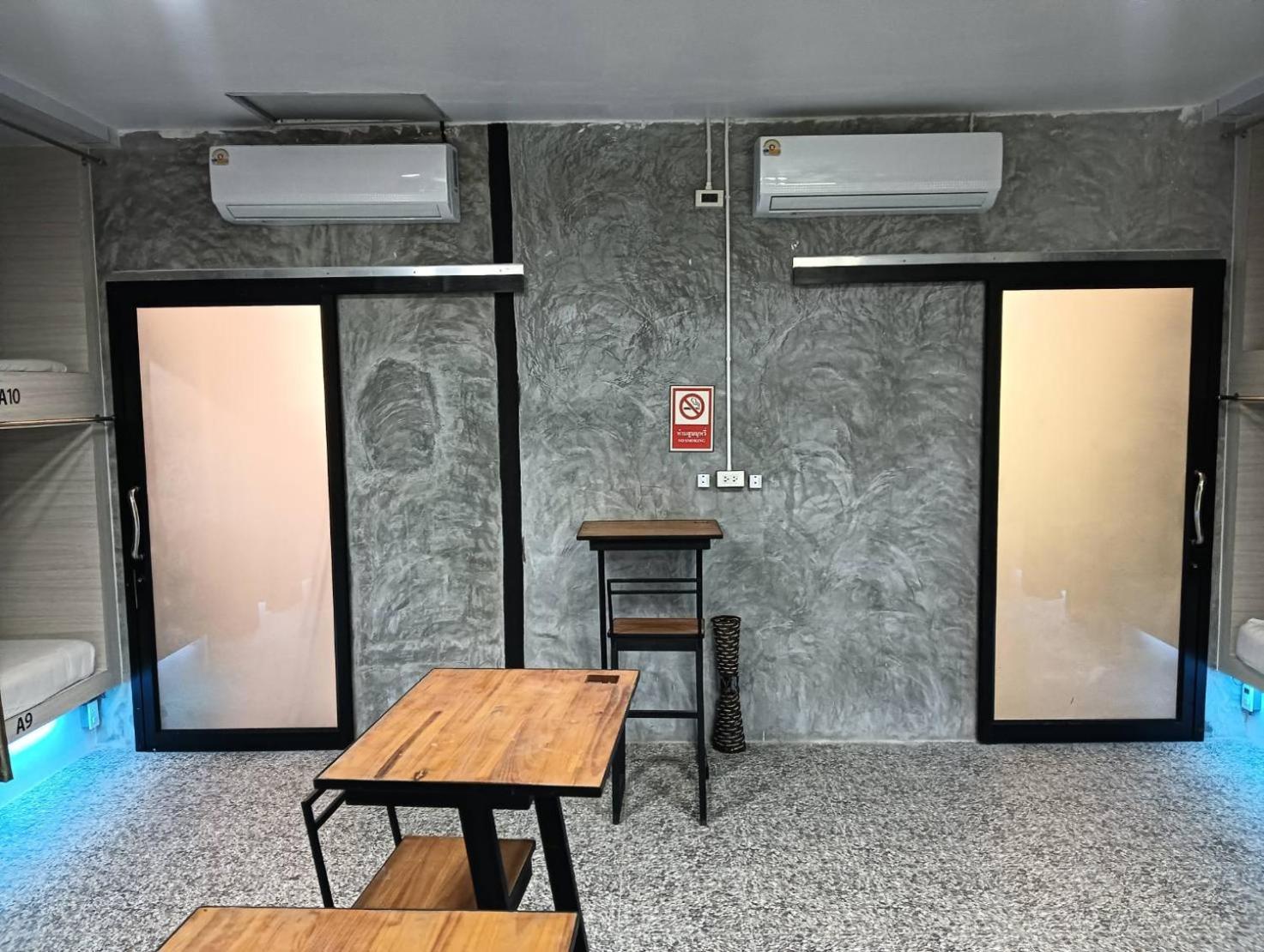 White Jail At Koh Tao Hostel Ngoại thất bức ảnh