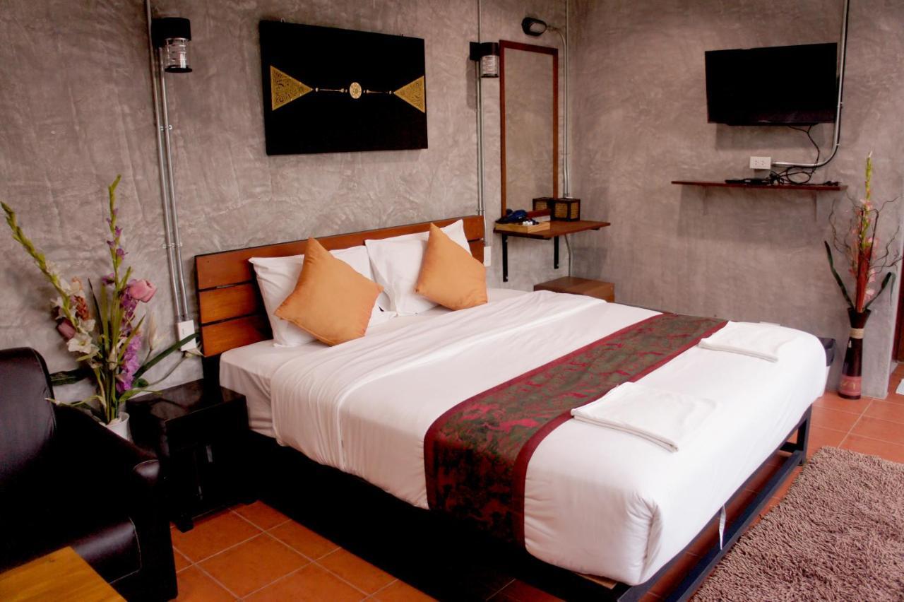 White Jail At Koh Tao Hostel Ngoại thất bức ảnh
