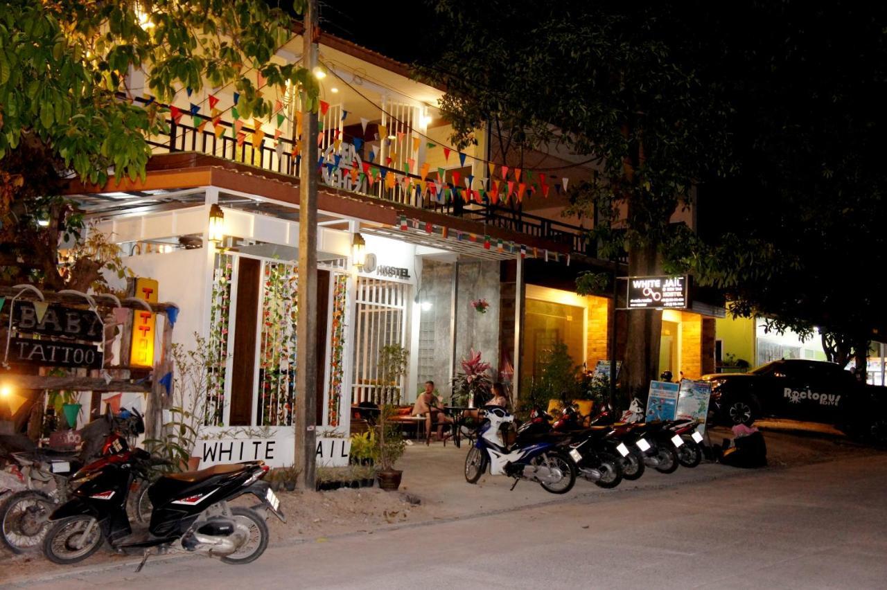 White Jail At Koh Tao Hostel Ngoại thất bức ảnh